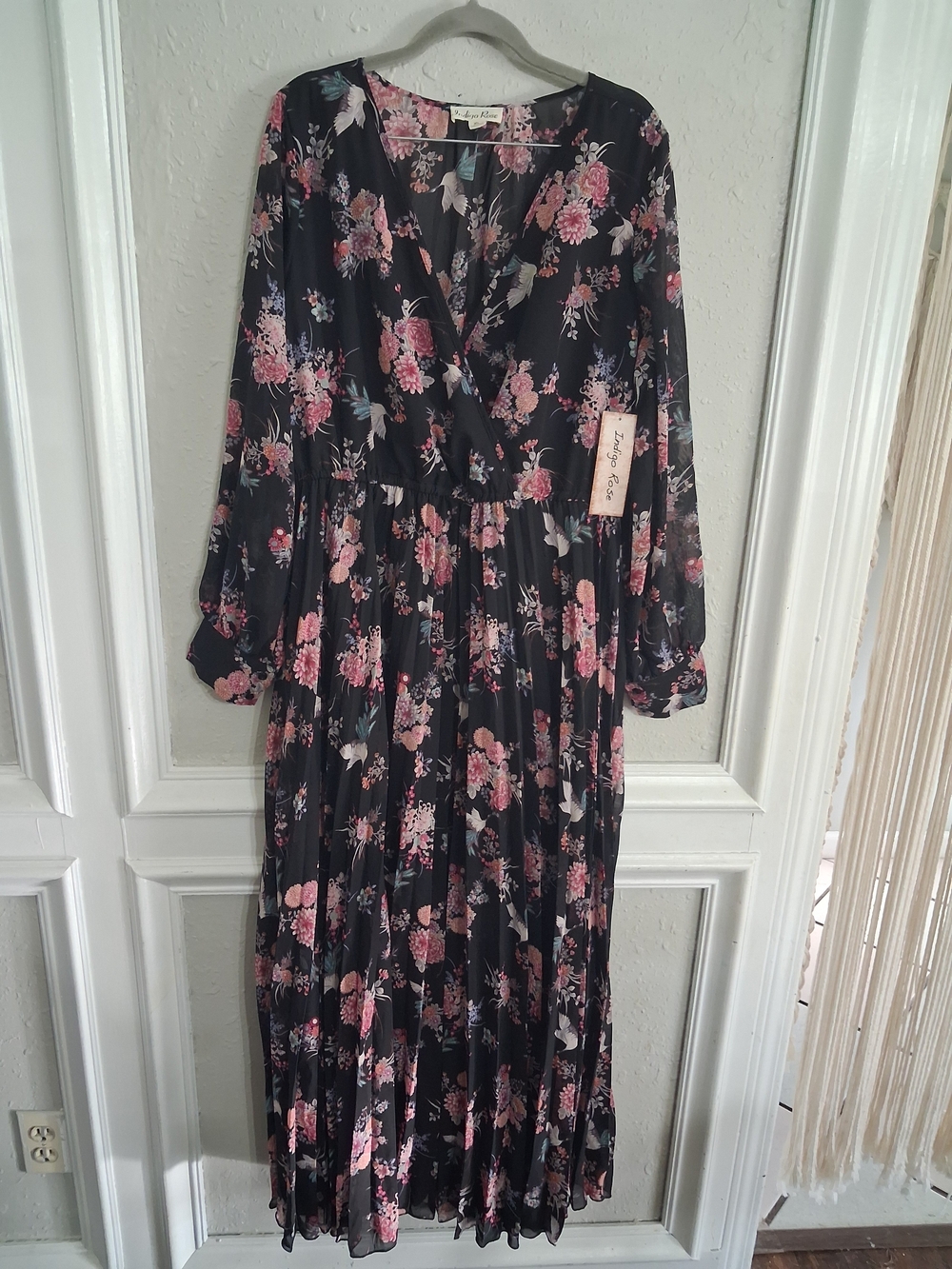 Floral Black & Pink Long Sleeve Maxi Dress
